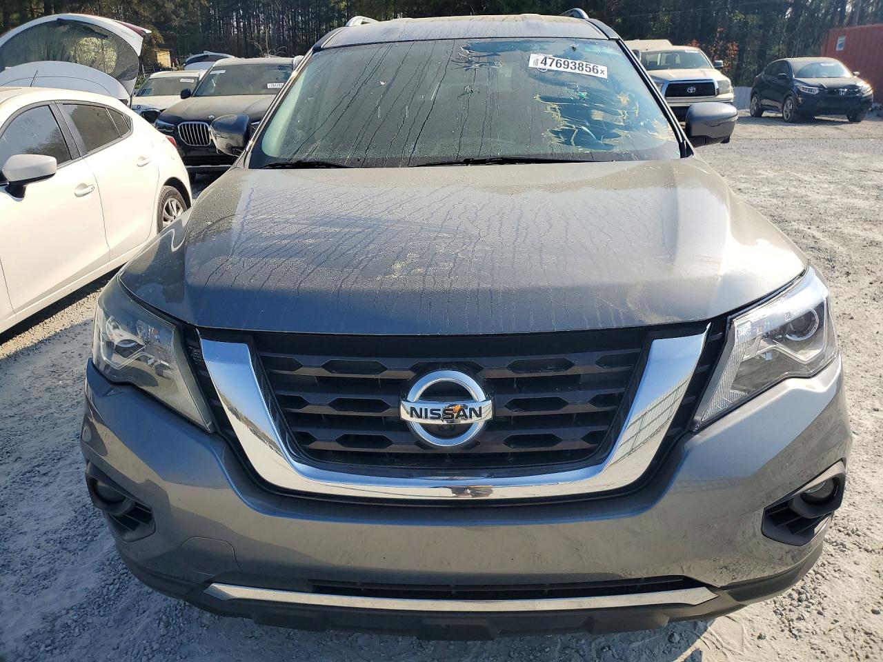 Nissan Pathfinder Sl