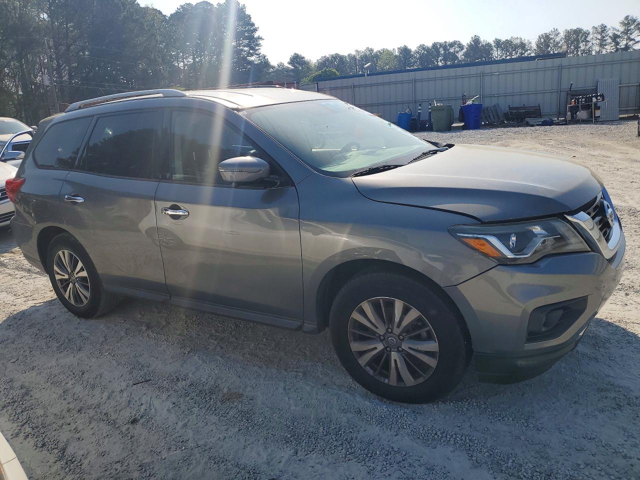 Nissan Pathfinder Sl