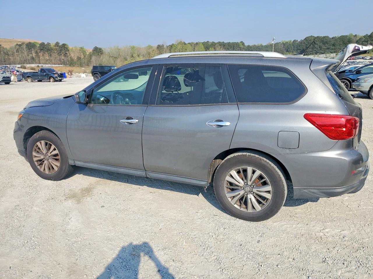 Nissan Pathfinder Sl