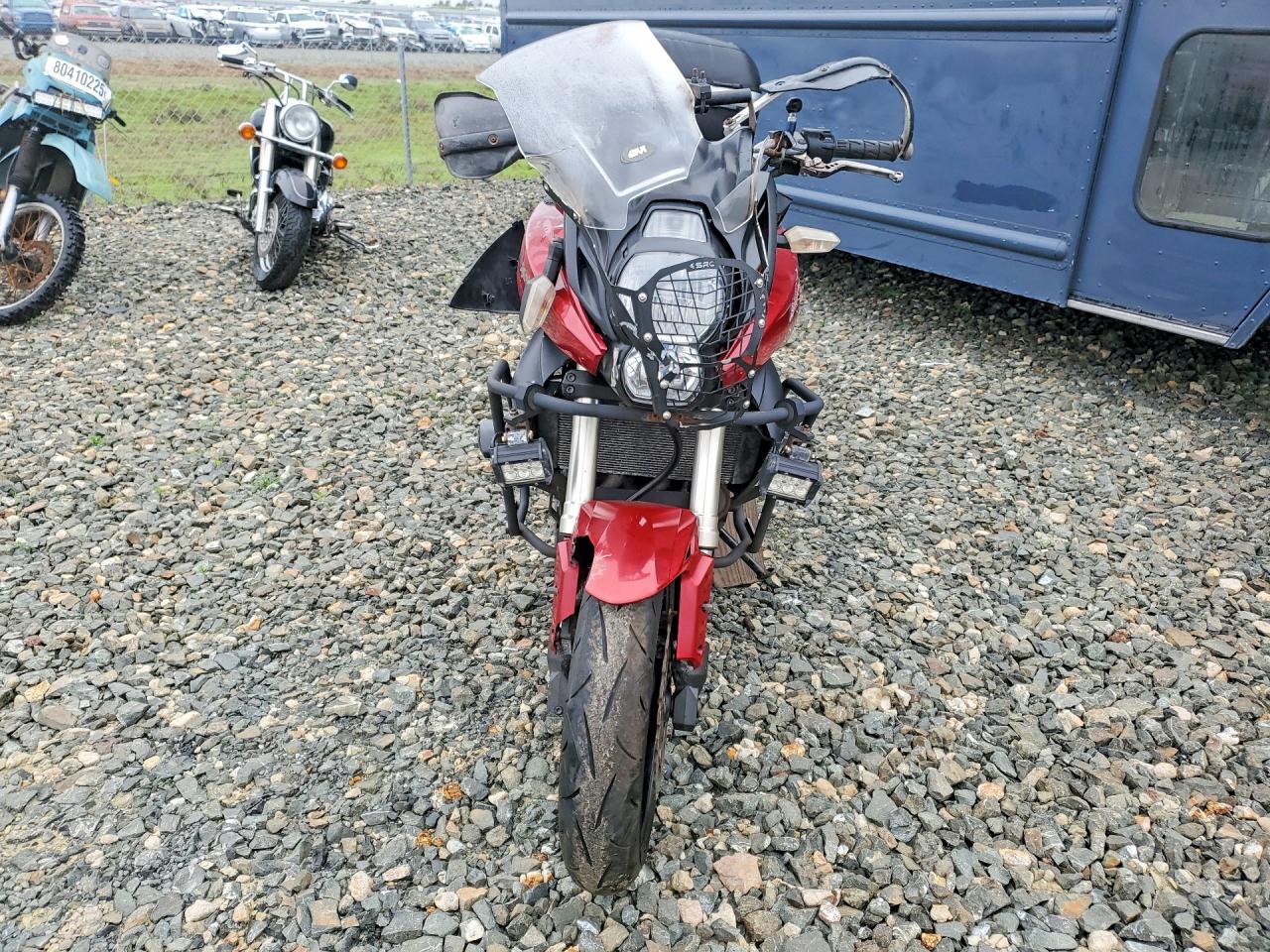 Kawasaki Le650 C