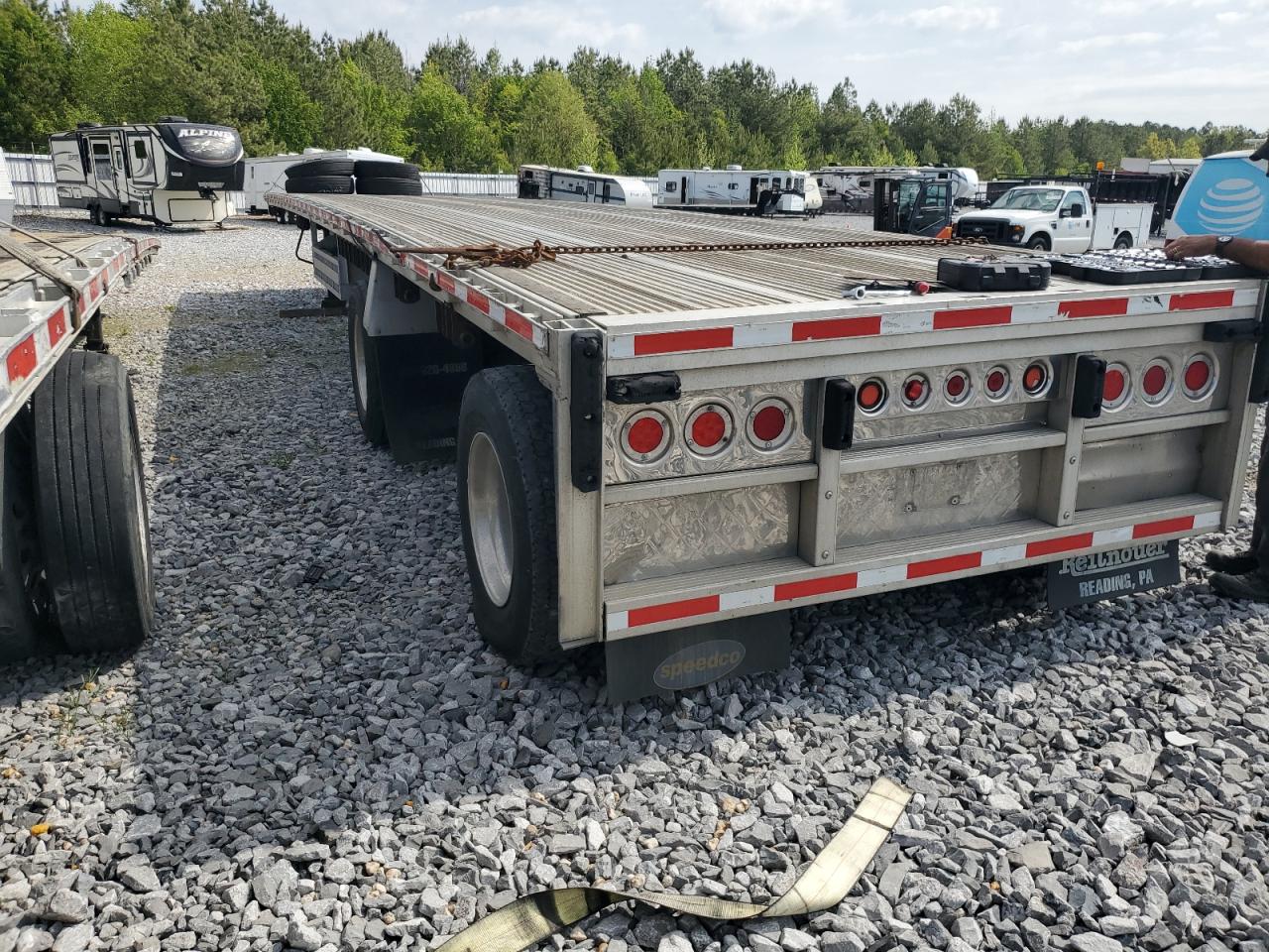 Reit Trailer
