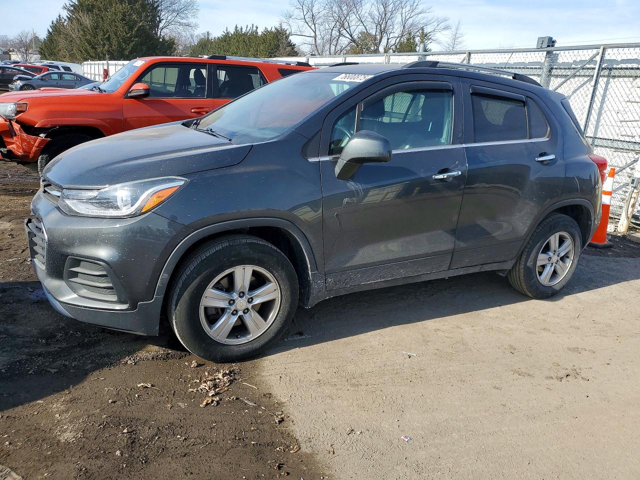 Salvage Chevrolet Trax Image