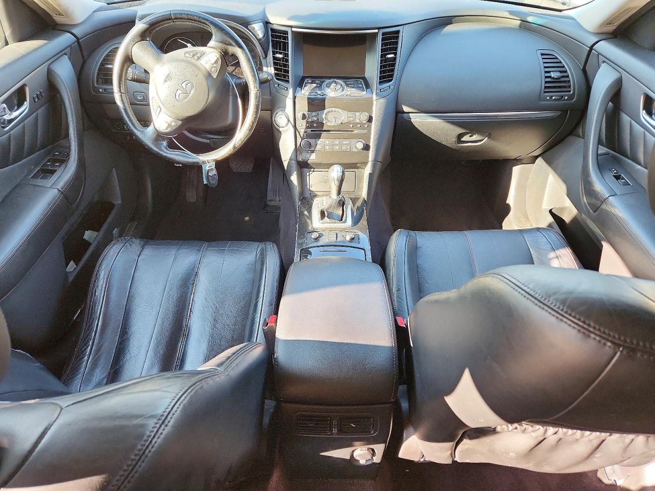 INFINITI Fx Base