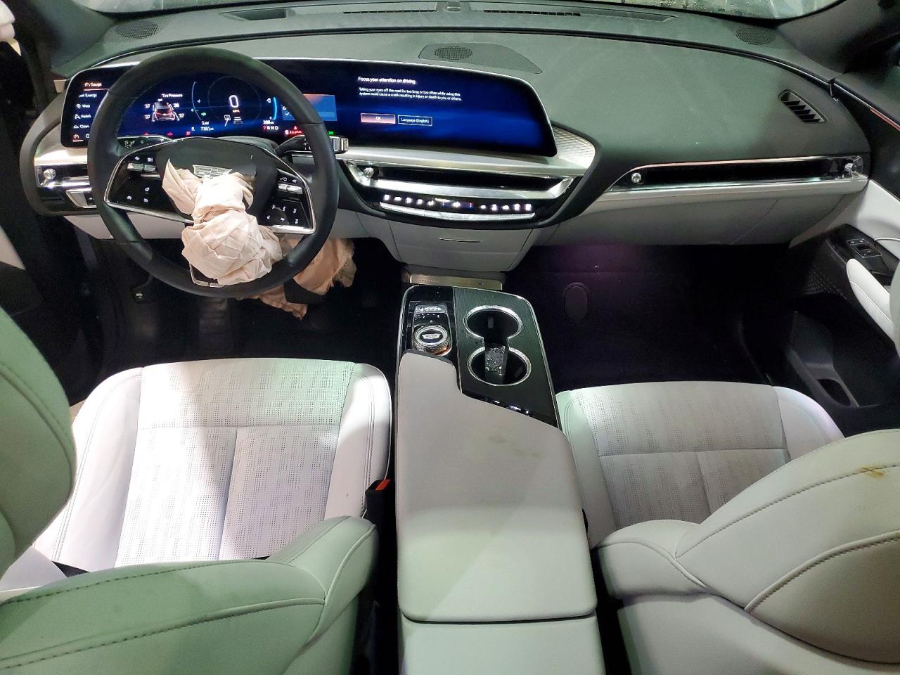 Cadillac Lyriq Luxu Luxury