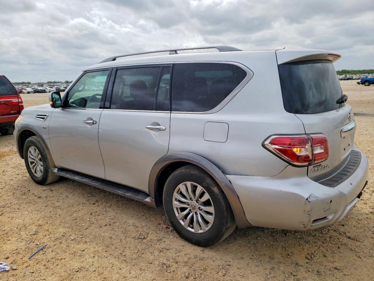 Nissan Armada Sv