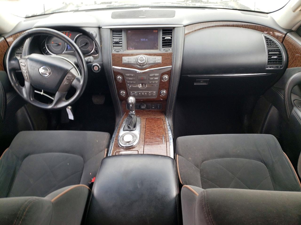Nissan Armada Sv