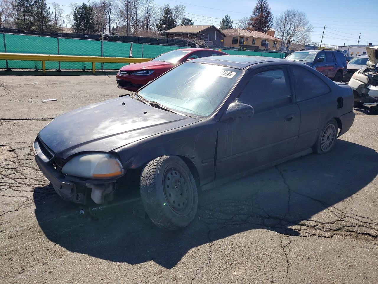 Salvage Honda Civic Image