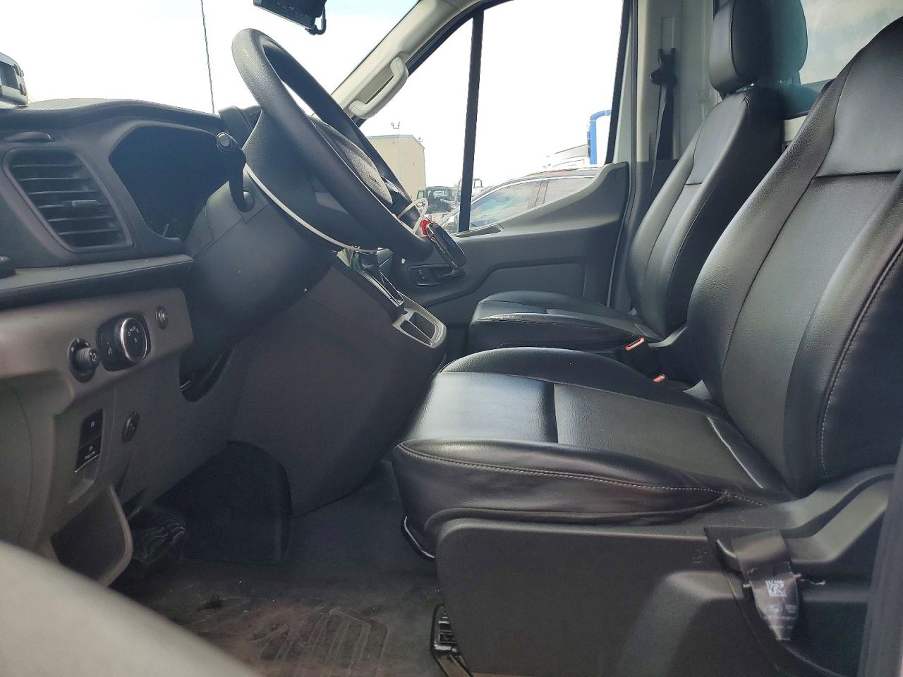 Ford Transit T-350