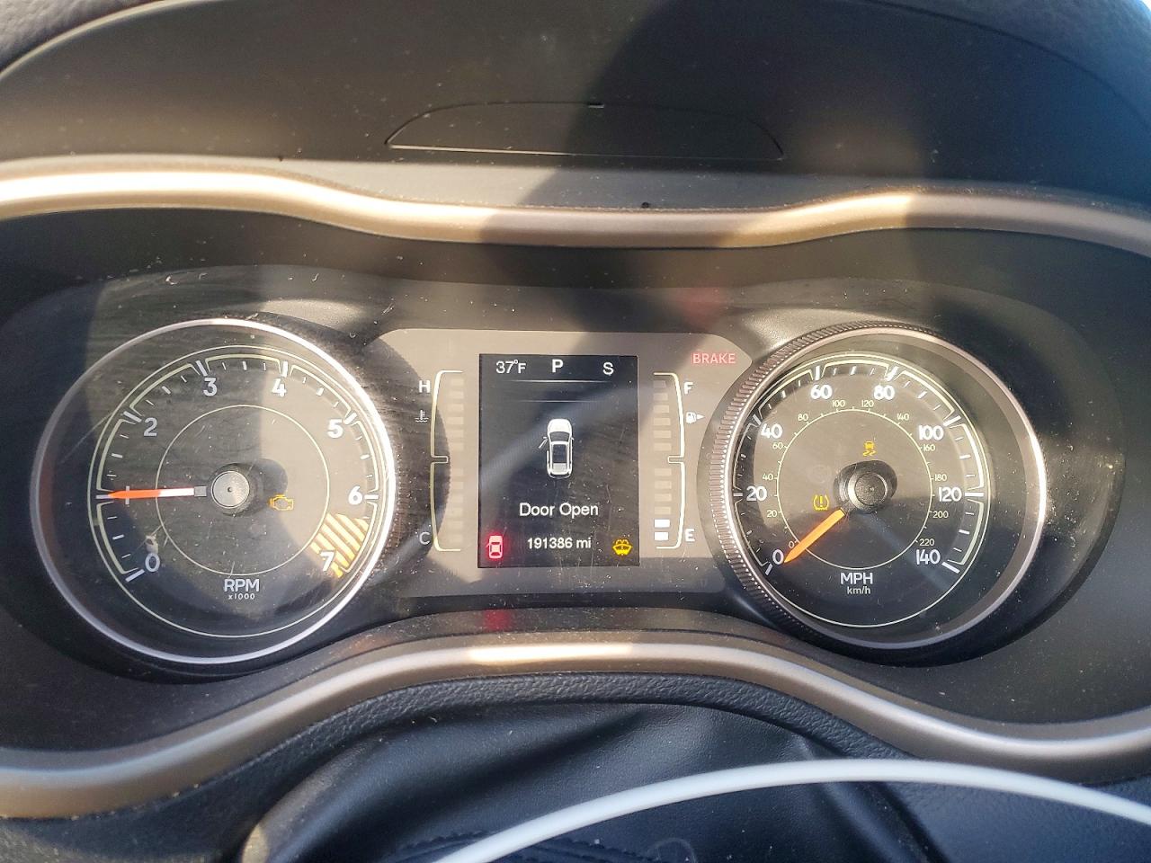 Jeep Grand Cherokee Latitude Plus