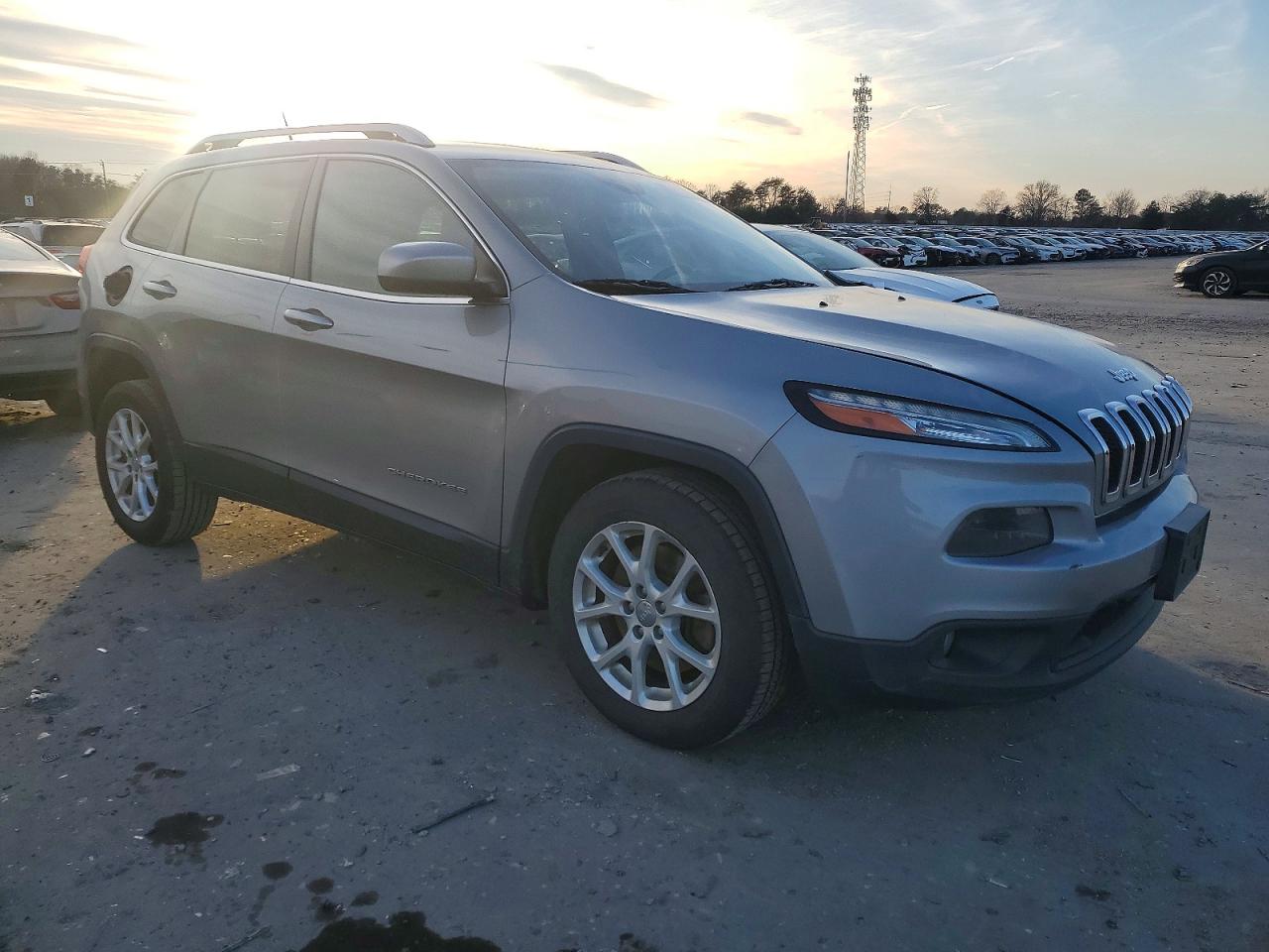 Jeep Grand Cherokee Latitude Plus
