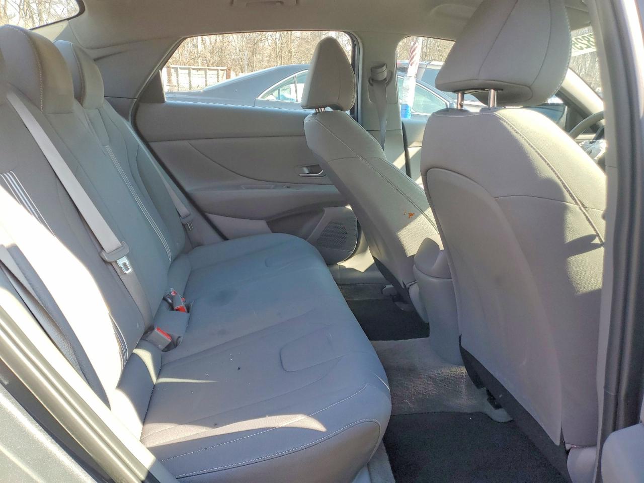 Hyundai ELANTRA Sel