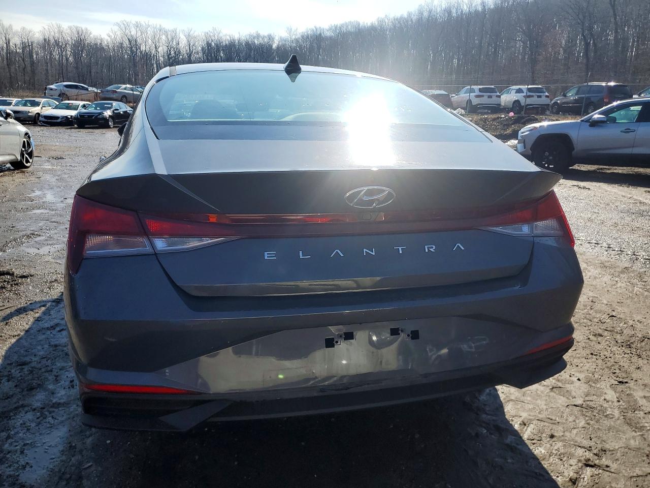 Hyundai ELANTRA Sel