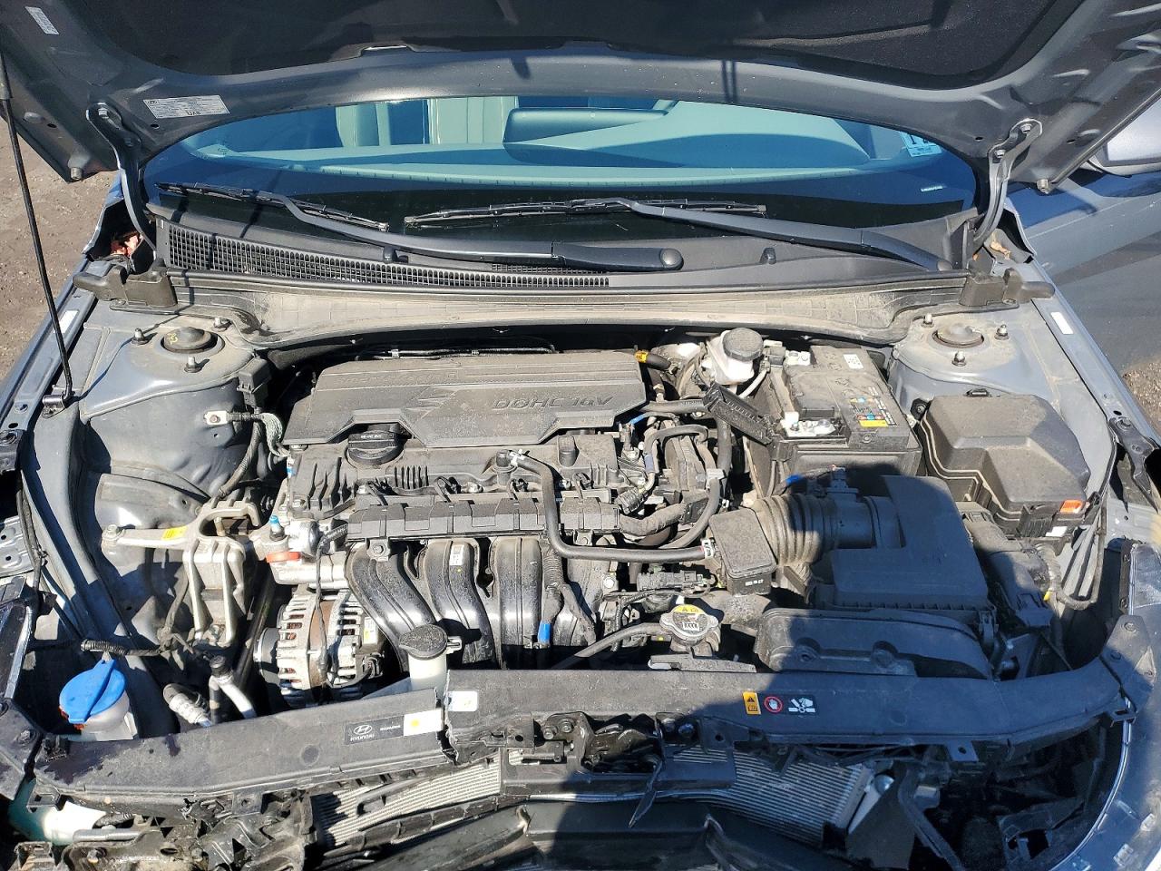 Hyundai ELANTRA Sel