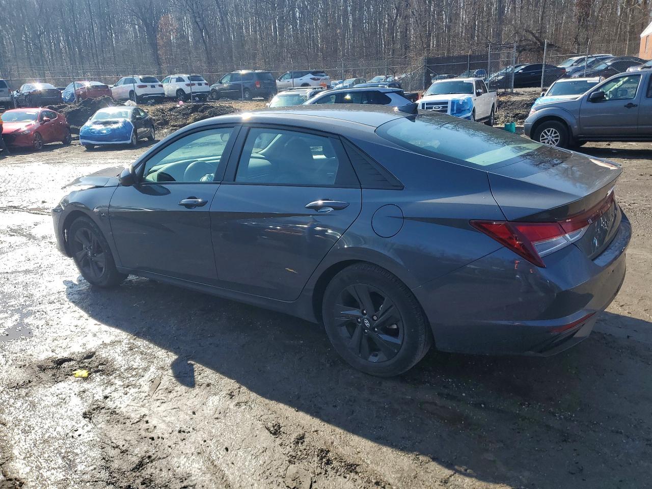 Hyundai ELANTRA Sel