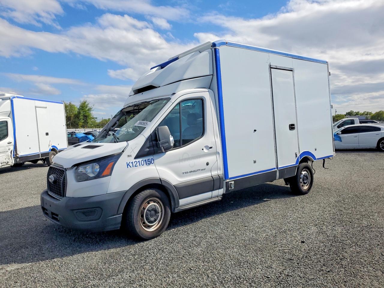 Salvage Ford Transit Image