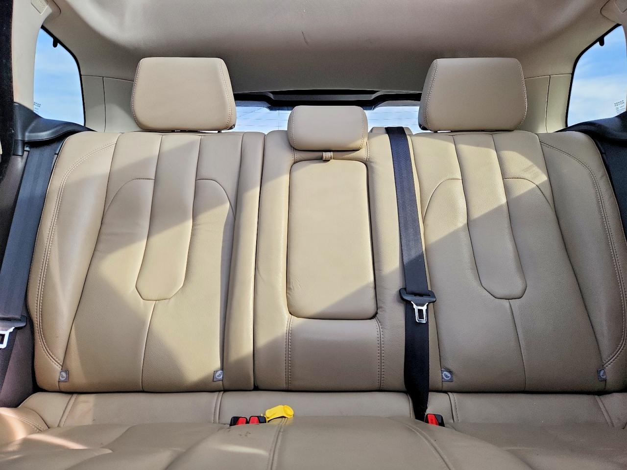 Land Rover Range Rover Pure Plus
