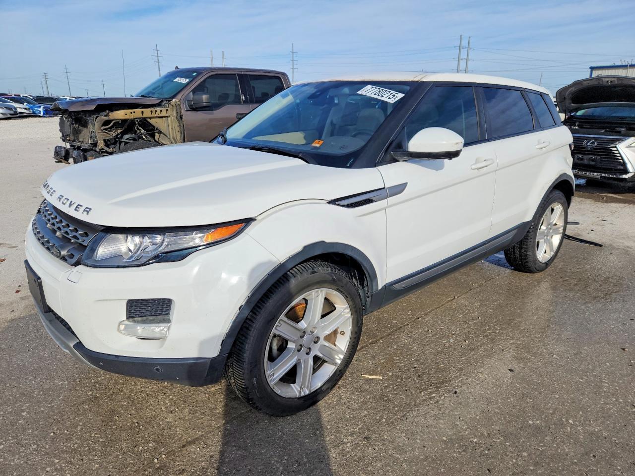 Salvage Land Rover Range Rover Image