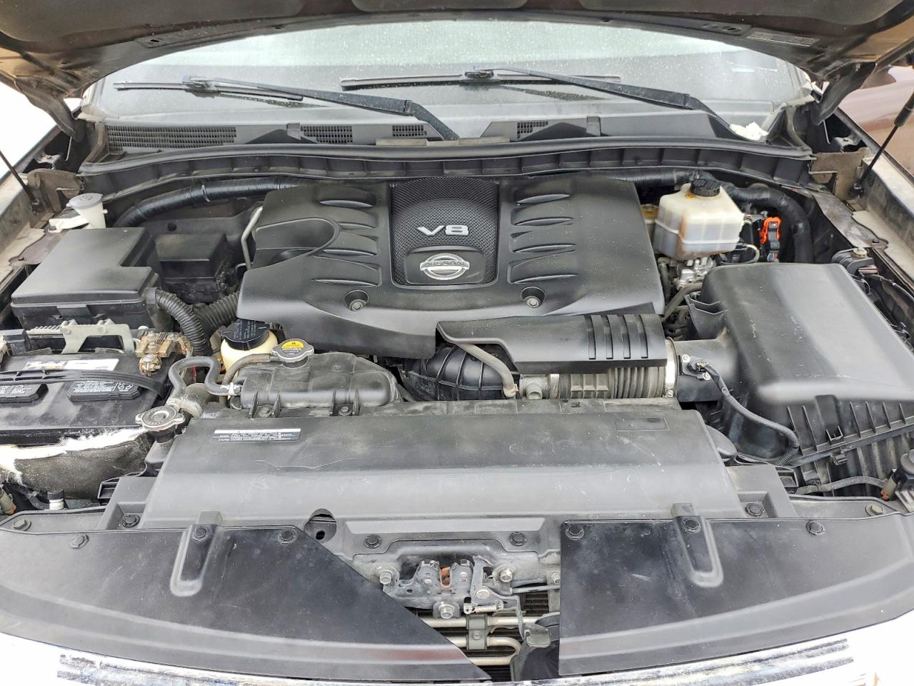 Nissan Armada Sv