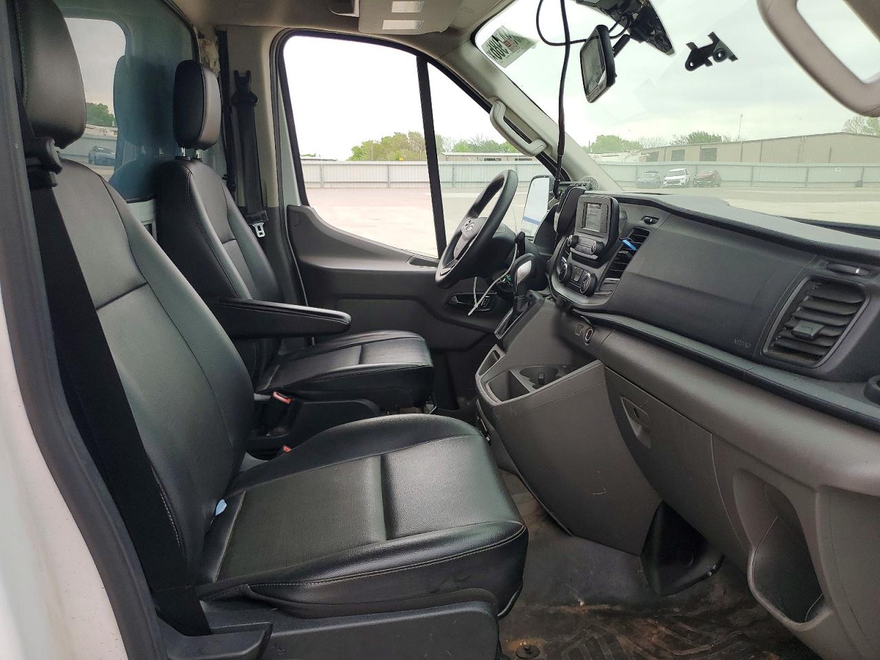 Ford Transit T-350