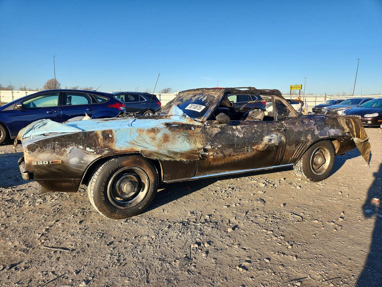 Salvage Chevrolet Camaro Image