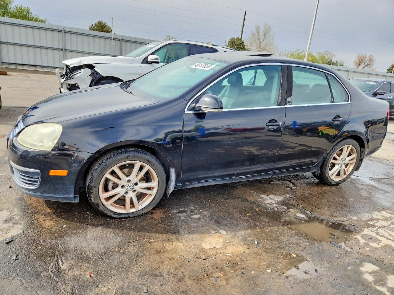 Salvage Volkswagen Jetta Image