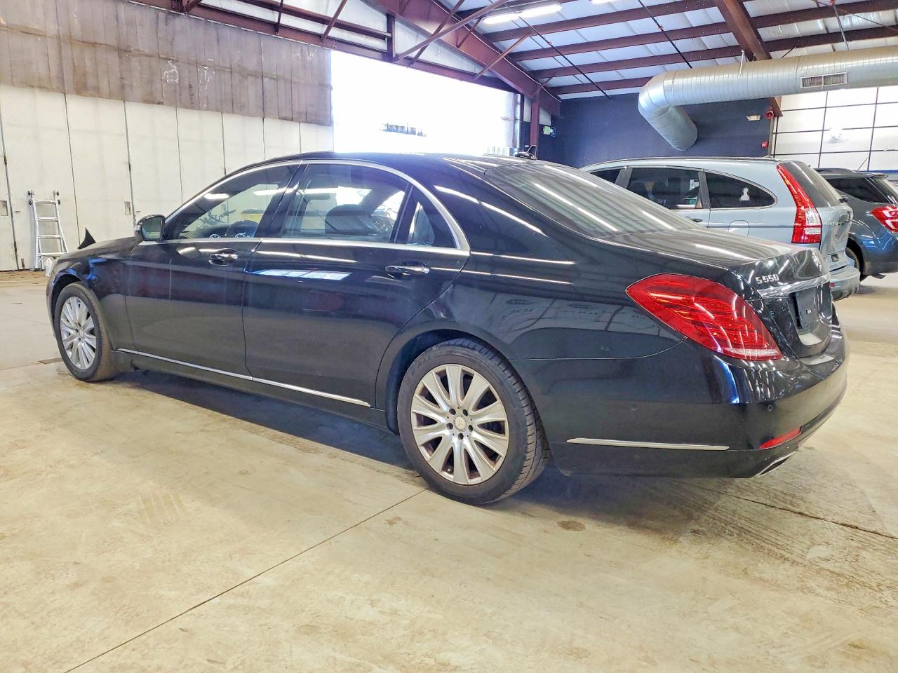 Mercedes-Benz S-Class 550 4matic