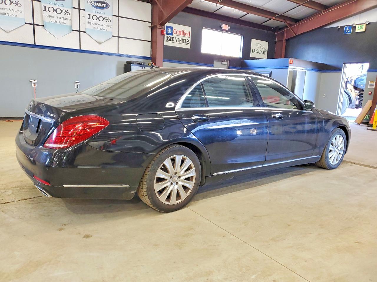 Mercedes-Benz S-Class 550 4matic