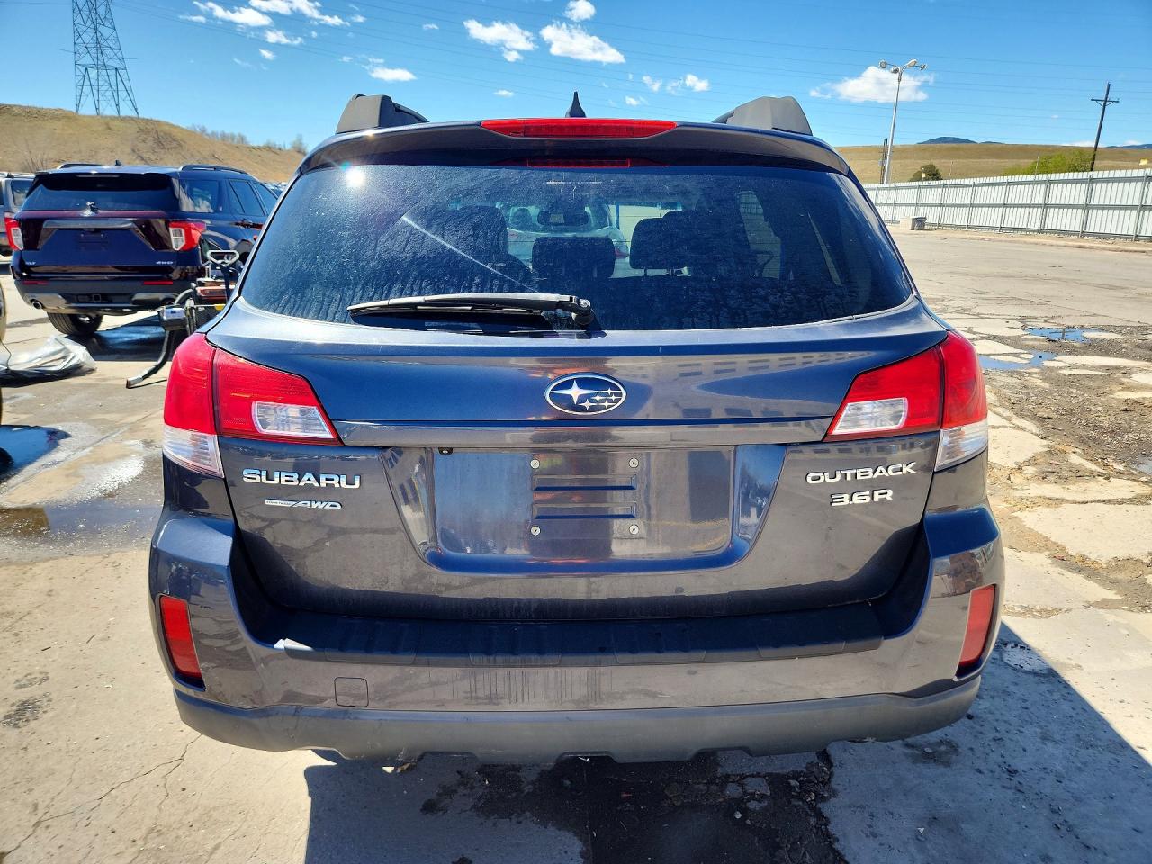 Subaru Outback 3.6r Limited