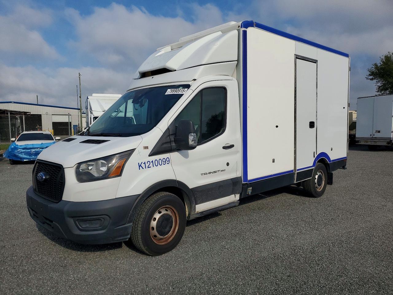 Salvage Ford Transit Image