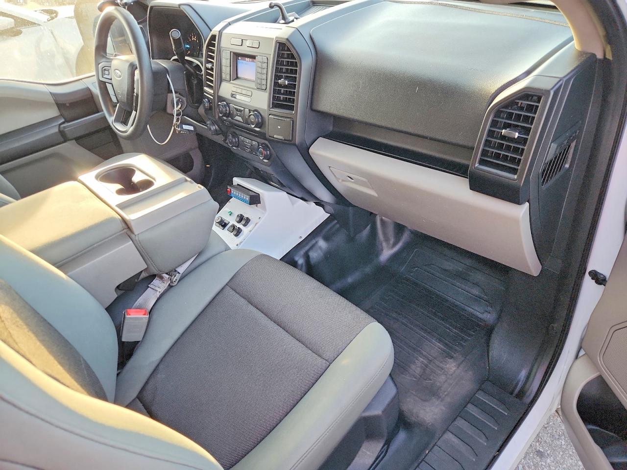 Ford F-150 Super Cab