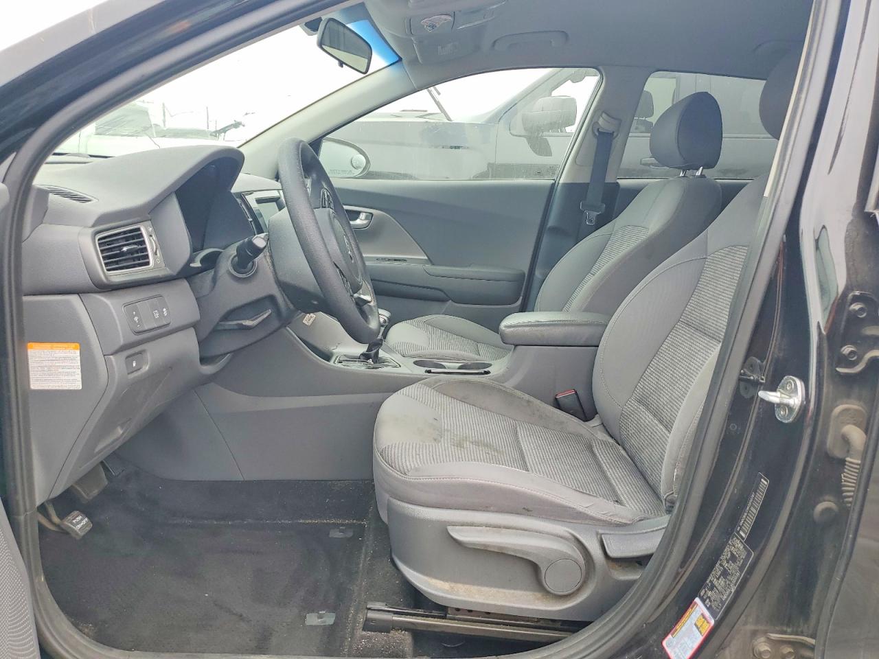 Kia Niro Lx