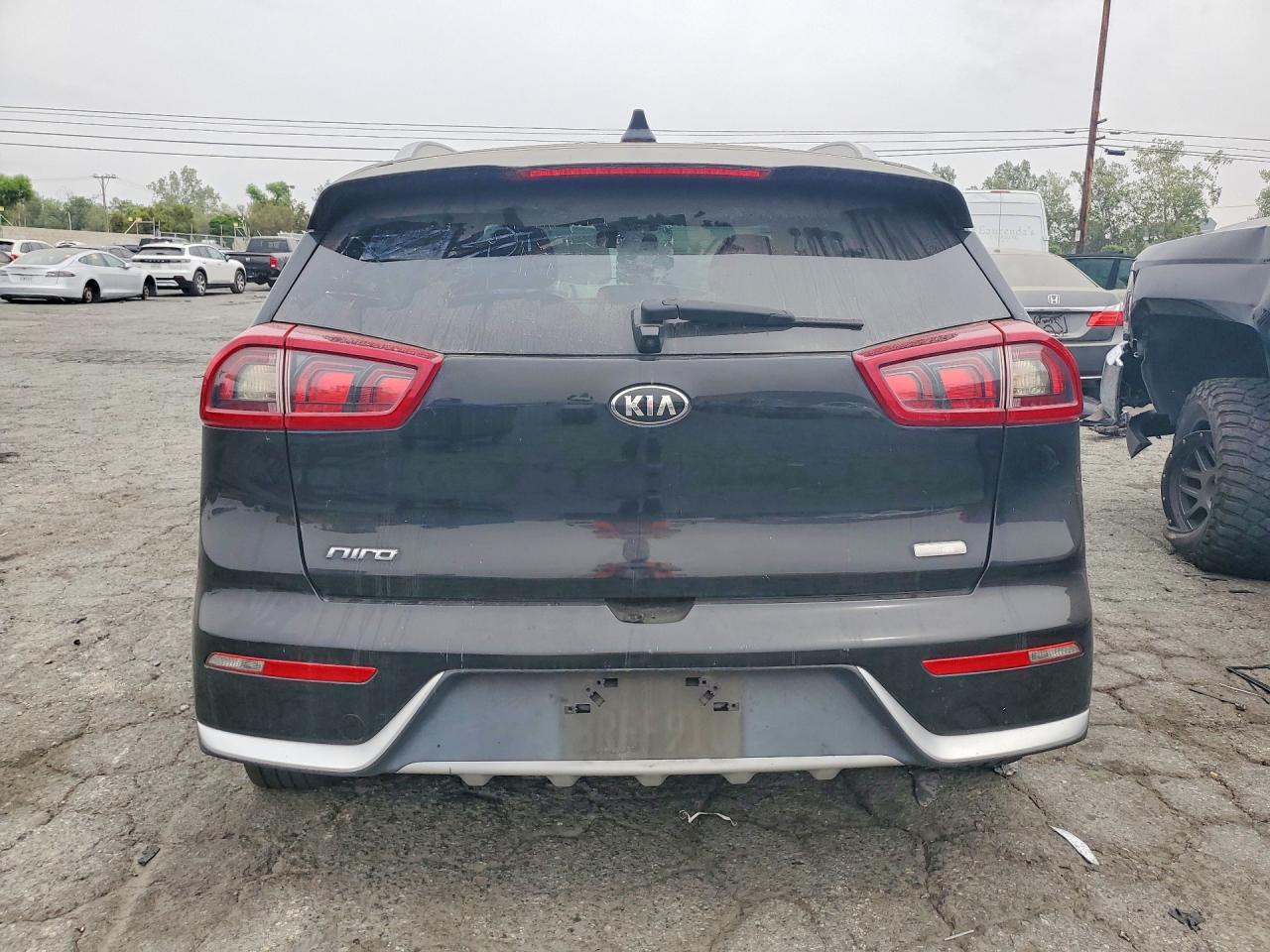 Kia Niro Lx