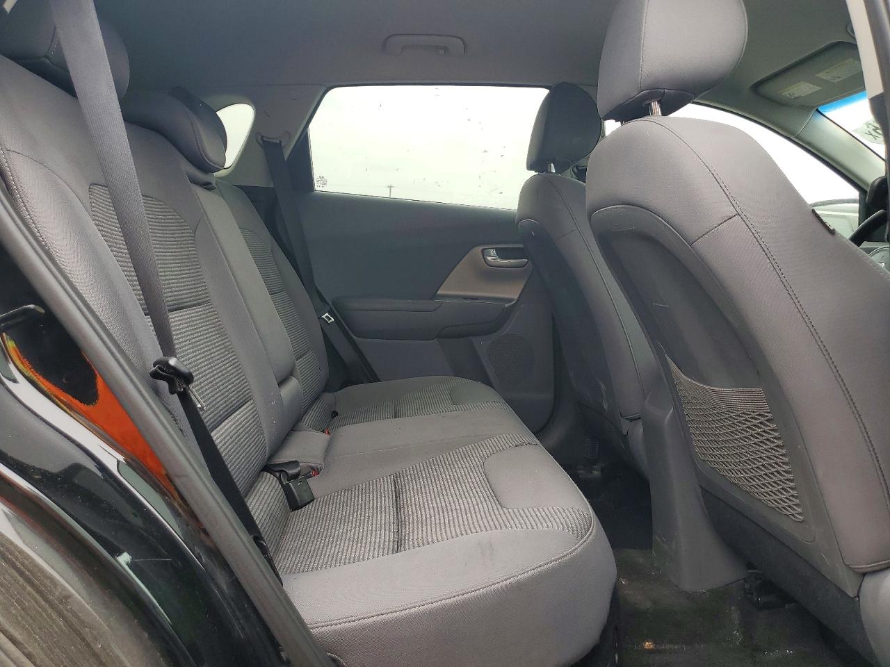 Kia Niro Lx