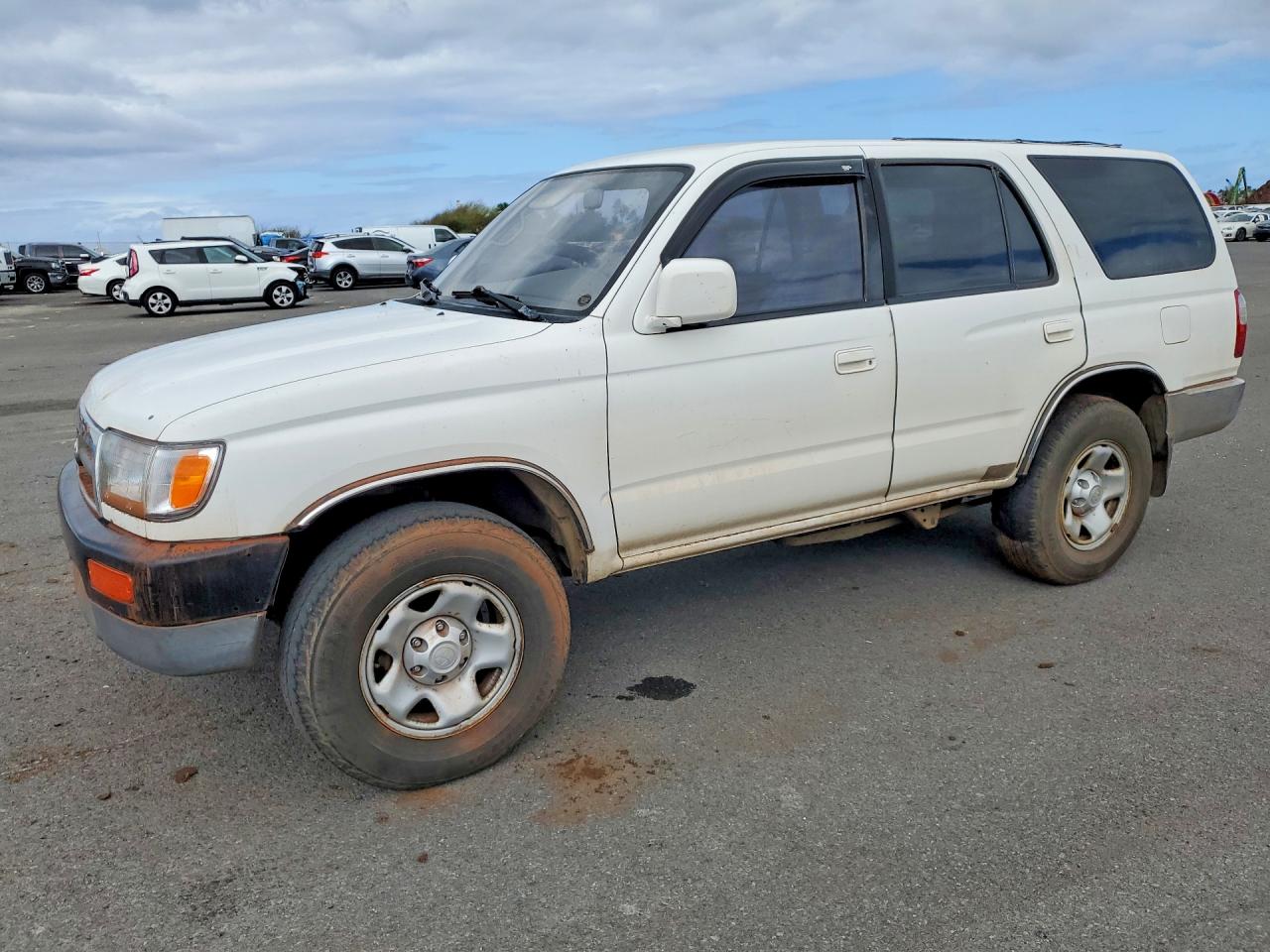 Salvage Toyota 4Runner Image