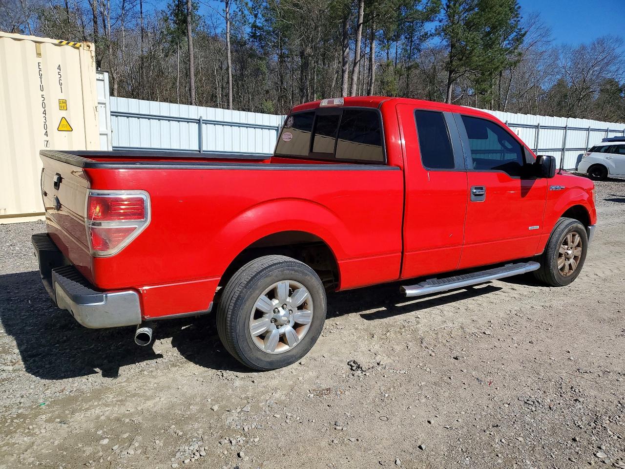 Ford F-150 Super Cab
