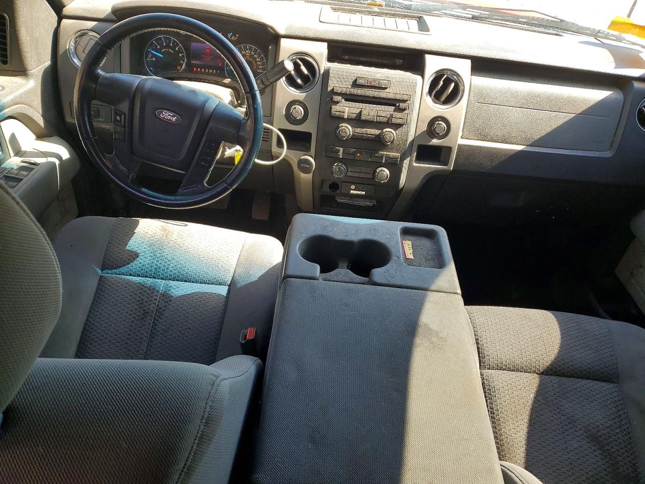 Ford F-150 Super Cab