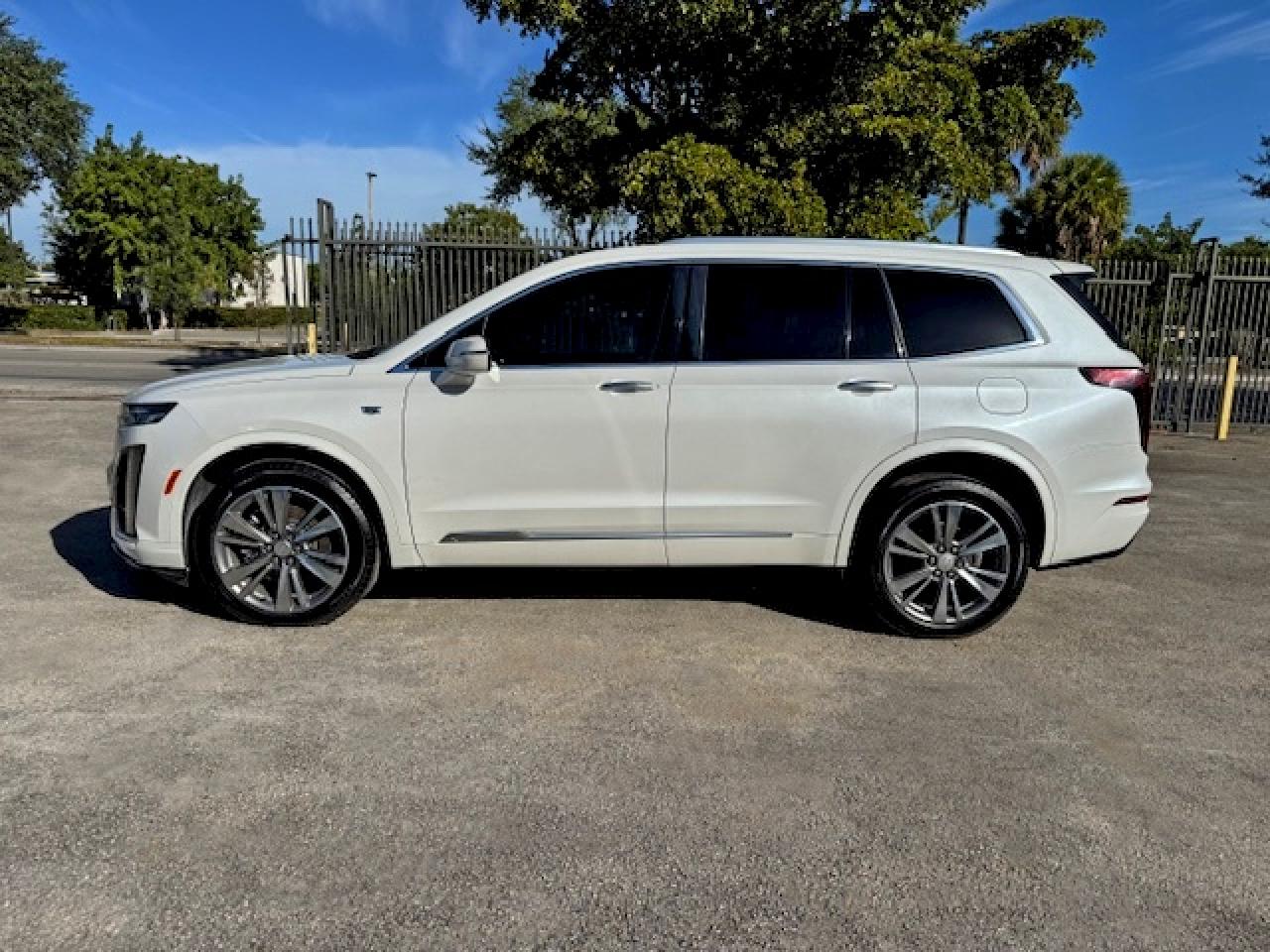 Cadillac XT6 Premium Luxury