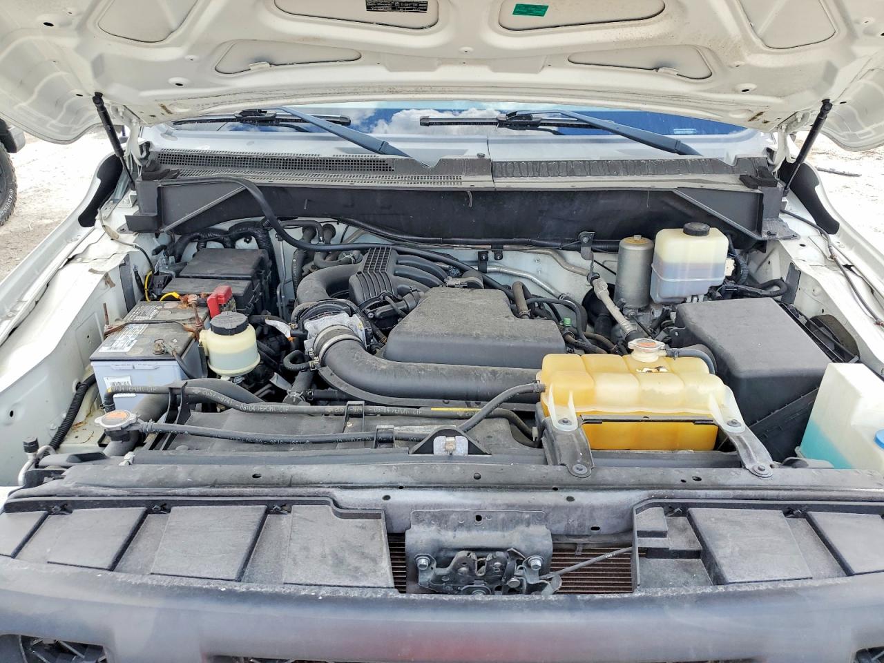 Nissan Nv 1500 S