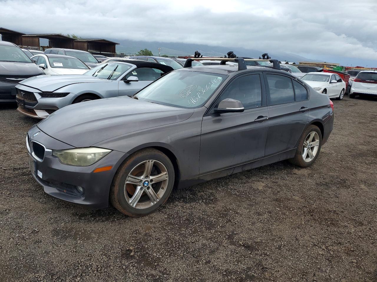 Salvage BMW 3 Series Image
