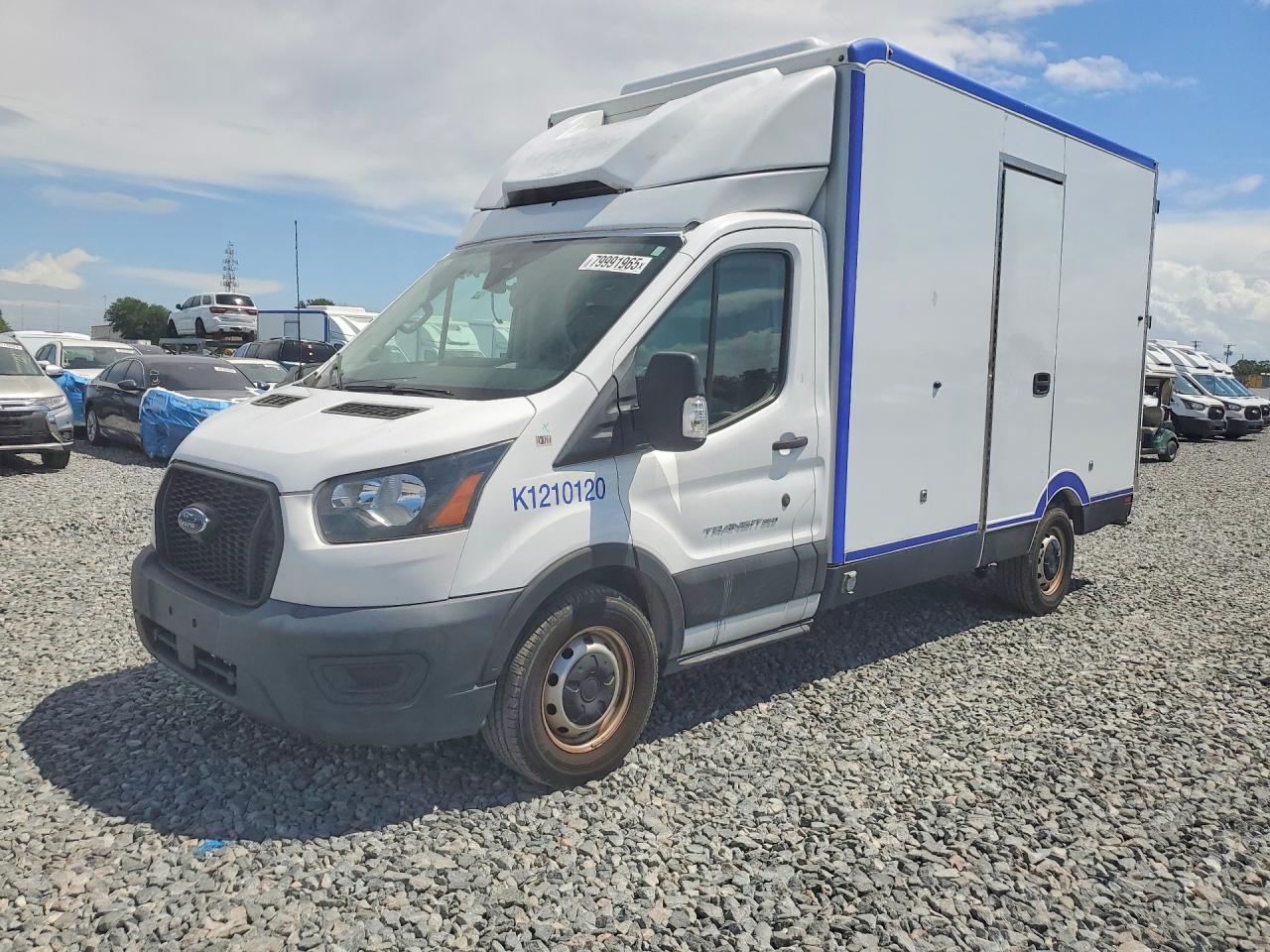 Salvage Ford Transit Image