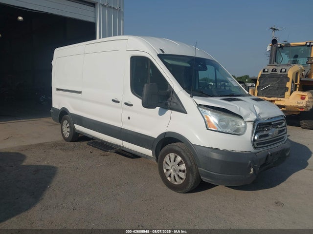 Salvage Ford Transit Image