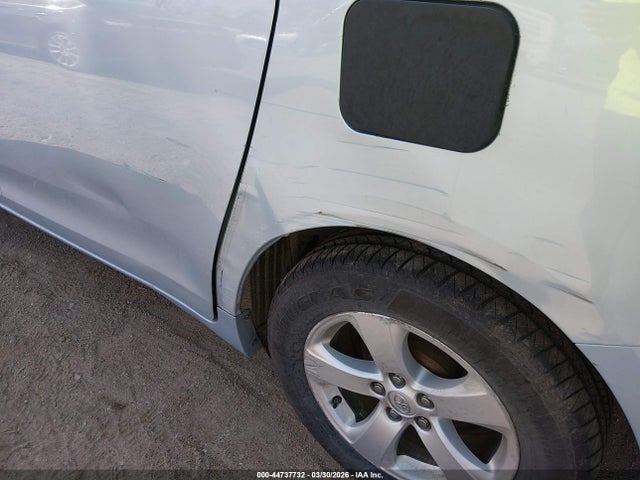 Toyota Sienna Le 8 Passenger