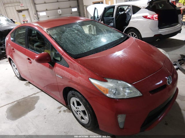 Salvage Toyota Prius Image