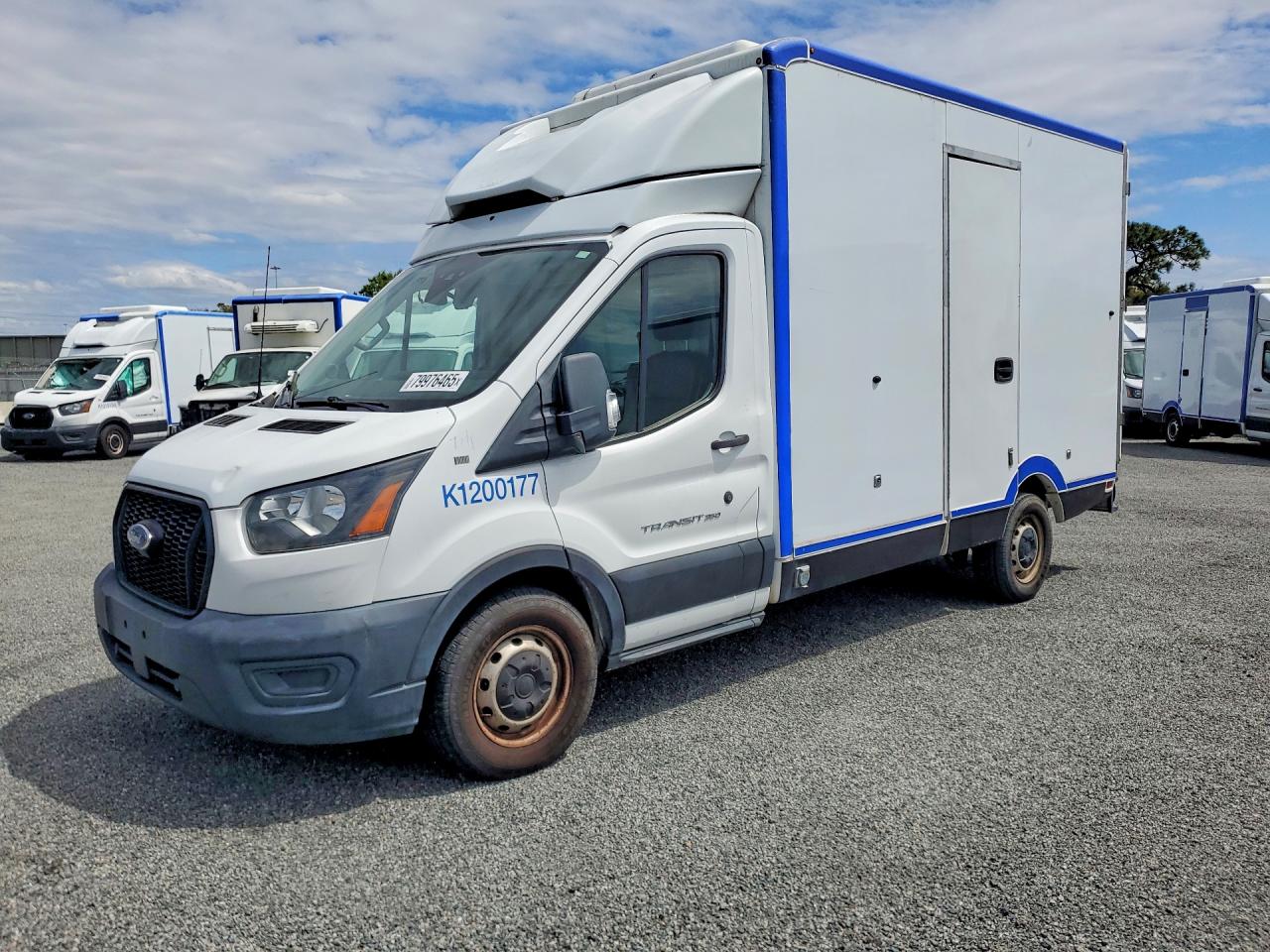 Salvage Ford Transit Image