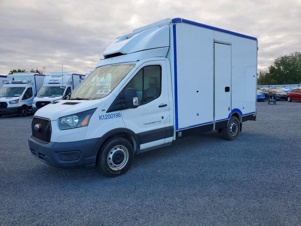 Salvage Ford Transit Image
