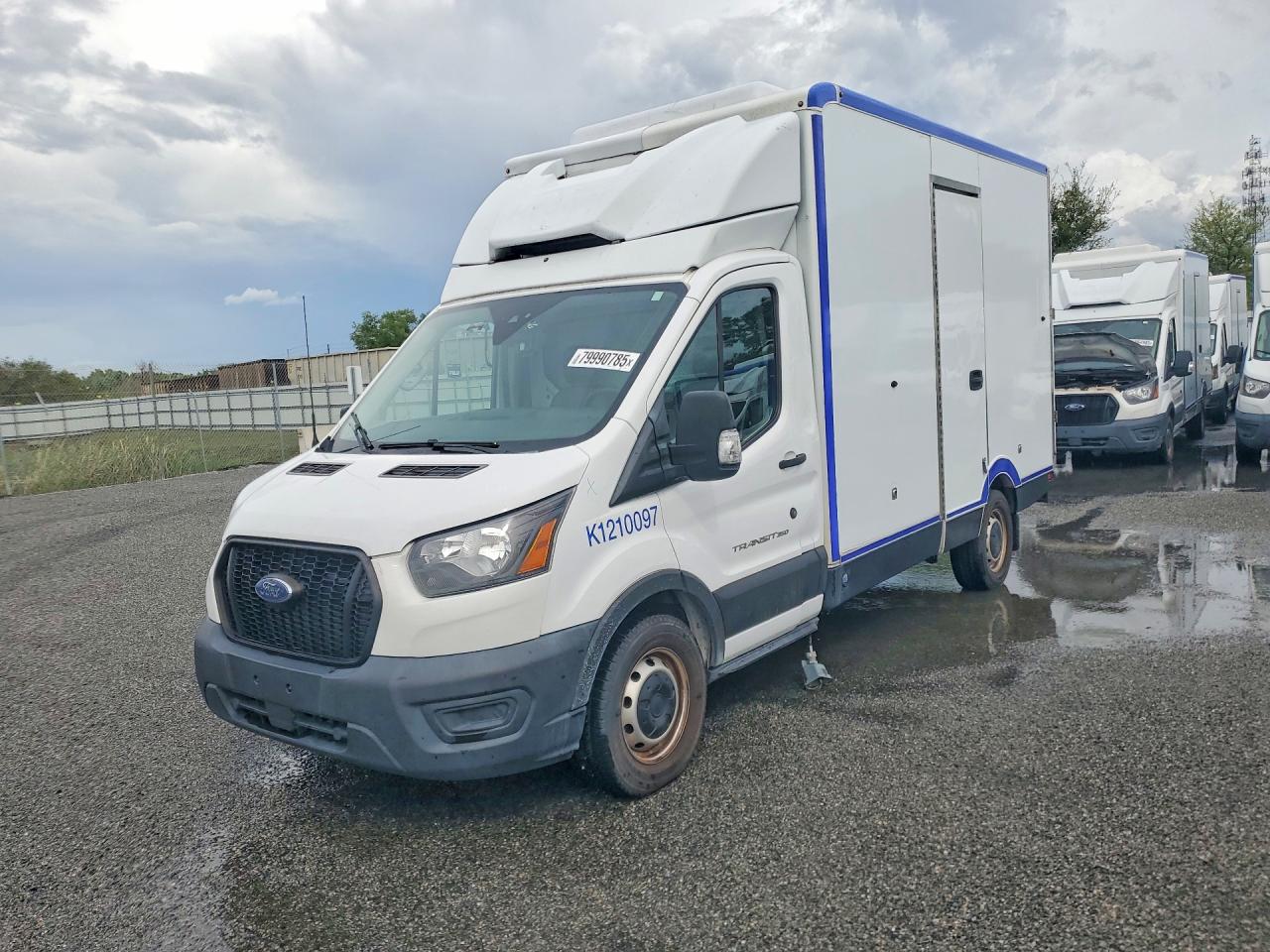 Salvage Ford Transit Image