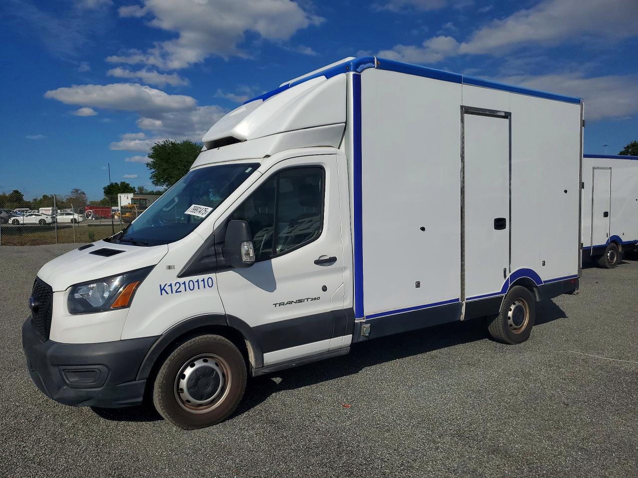 Salvage Ford Transit Image