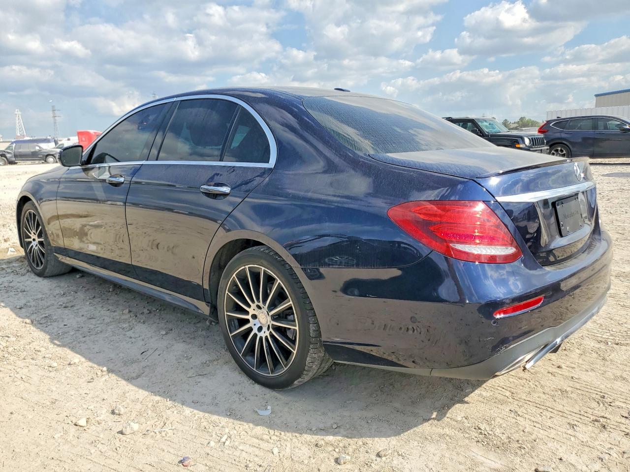 Mercedes-Benz E-Class 300 4matic