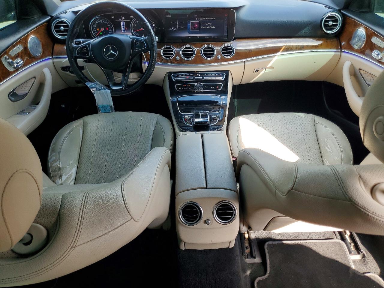 Mercedes-Benz E-Class 300 4matic