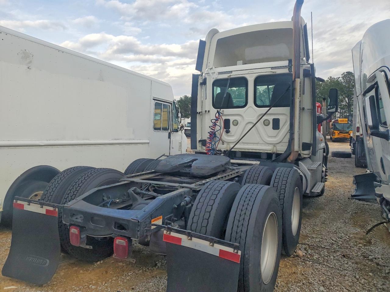 Freightliner Cascadia 1